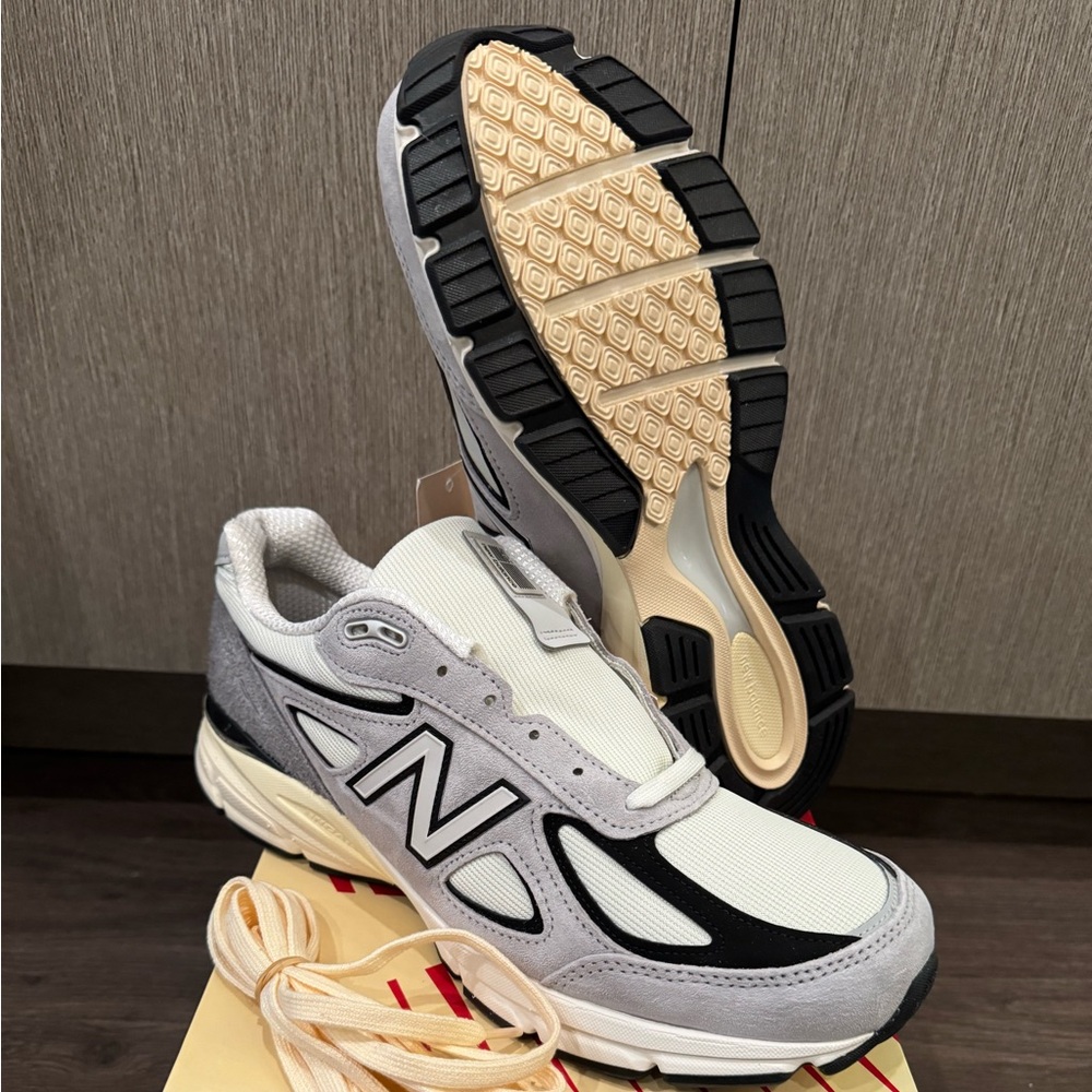 New balance made in USA 990v4 size 11 1/2